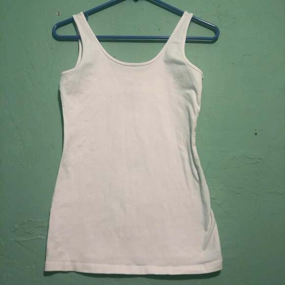 Maurices Tops - maurices White Cotton Stretch Scoopneck Tank Top